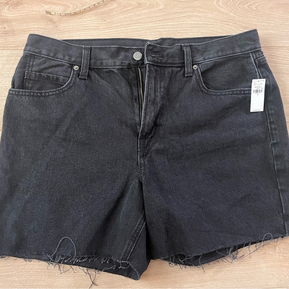 Sold Old Navy Jean Shorts - Picture 1 of 3